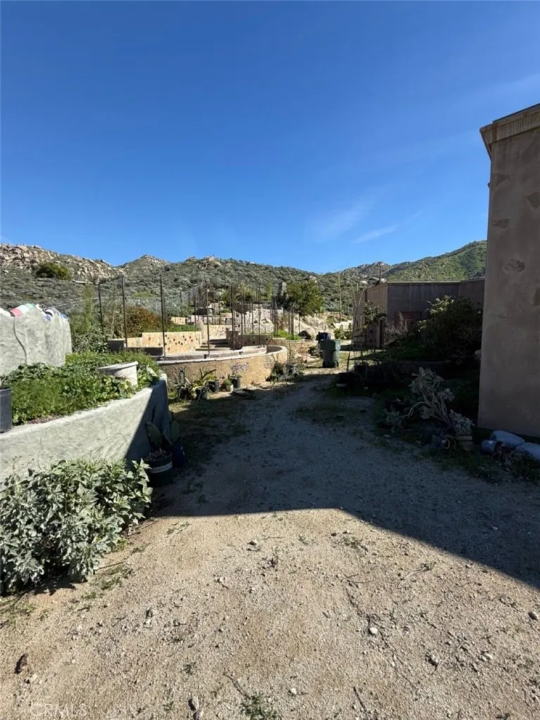 3000 Galaxie Heights, Riverside, California 92507 home-pic-47