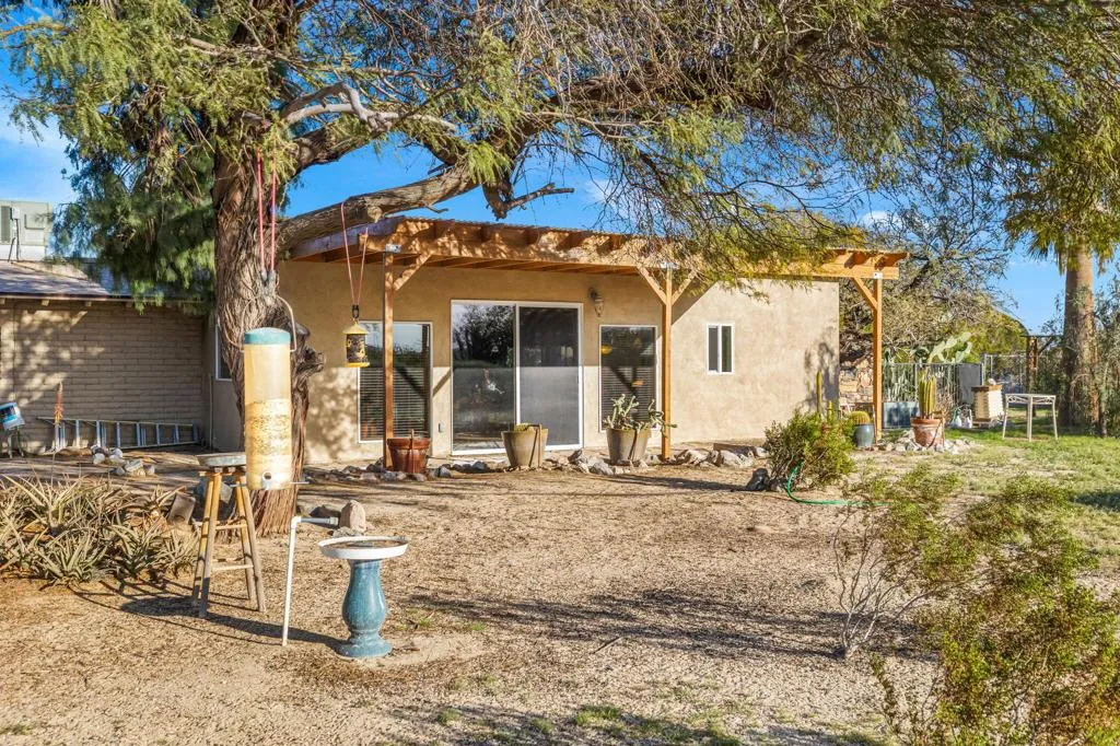 22950 Henry Road, Desert Hot Springs, California 92241 home-pic-53