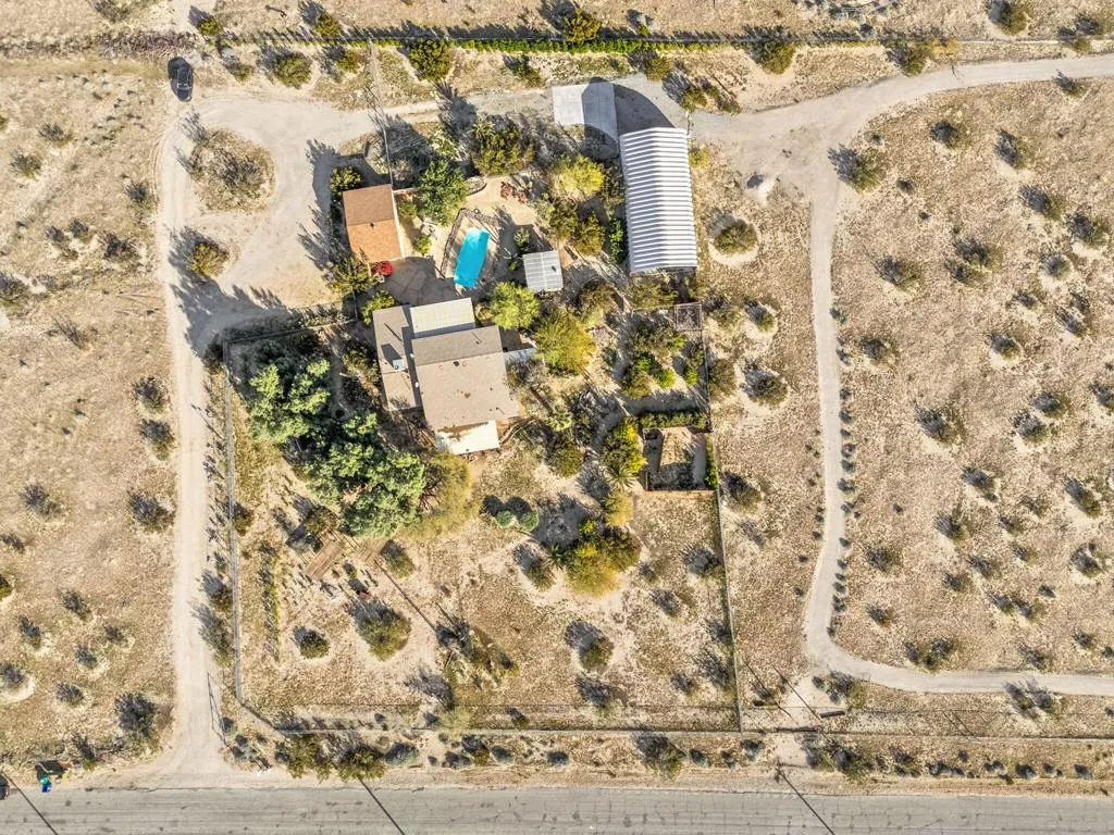 22950 Henry Road, Desert Hot Springs, California 92241 home-pic-68