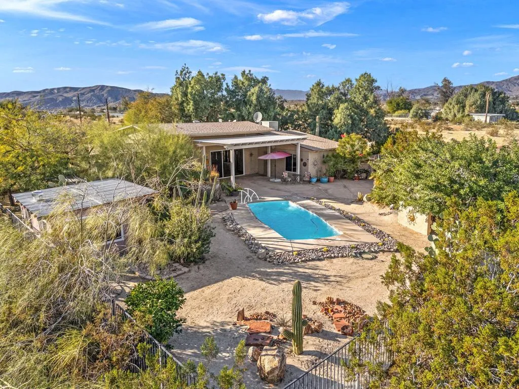 22950 Henry Road, Desert Hot Springs, California 92241 home-pic-39
