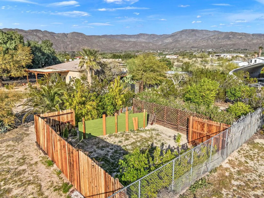22950 Henry Road, Desert Hot Springs, California 92241 home-pic-38