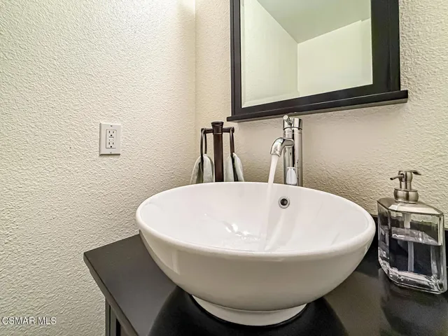 dPowder and Laundry2