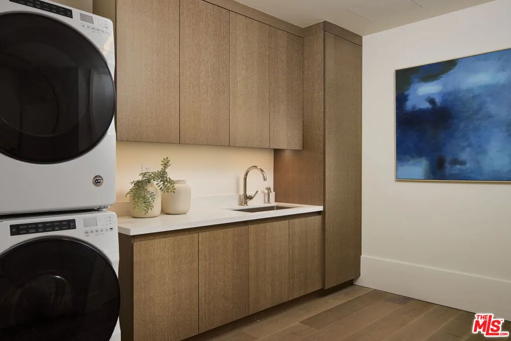 8420 W Sunset Boulevard 505, West Hollywood, California 90069 home-pic-15