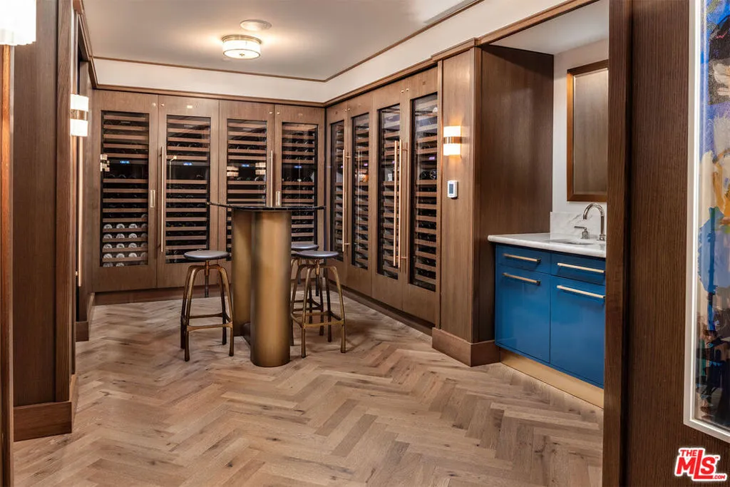 8420 W Sunset Boulevard 505, West Hollywood, California 90069 home-pic-23