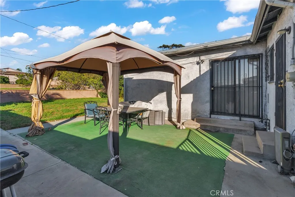 1243 W 122nd, Los Angeles, California 90044 home-pic-41