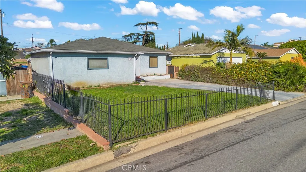 1243 W 122nd, Los Angeles, California 90044 home-pic-13