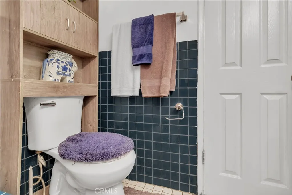 1243 W 122nd, Los Angeles, California 90044 home-pic-21