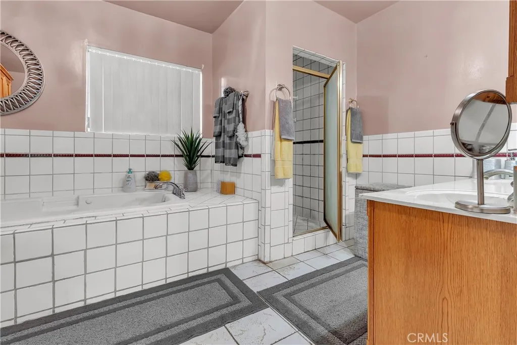 1243 W 122nd, Los Angeles, California 90044 home-pic-24