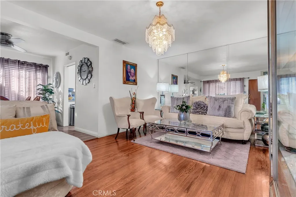 1243 W 122nd, Los Angeles, California 90044 home-pic-16