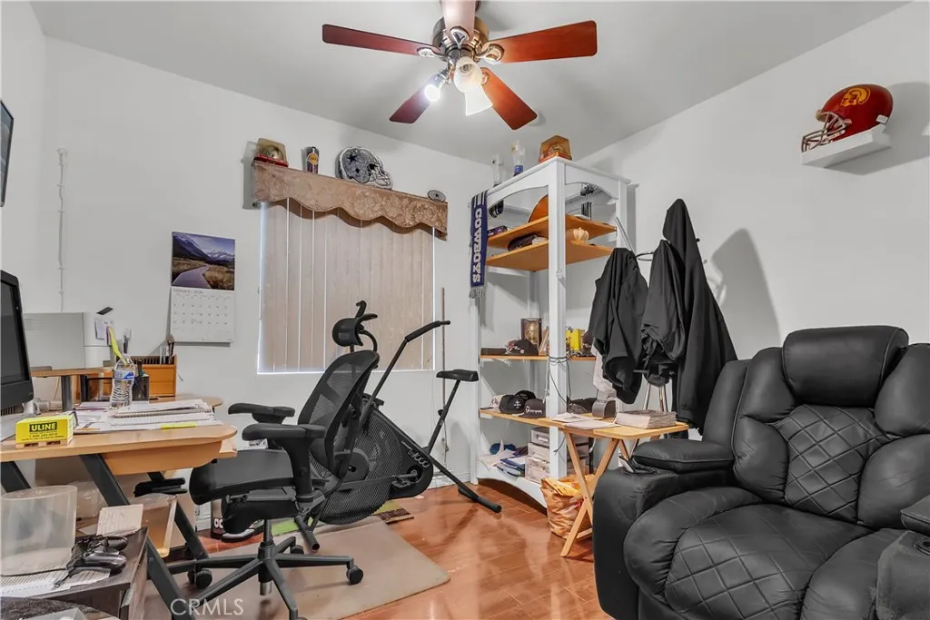 1243 W 122nd, Los Angeles, California 90044 home-pic-31
