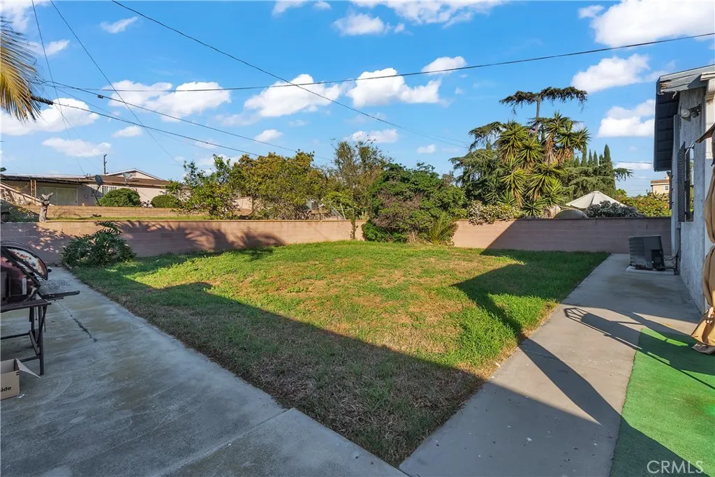 1243 W 122nd, Los Angeles, California 90044 home-pic-40