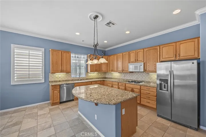 979 Ironwood Road, Beaumont, California 92223