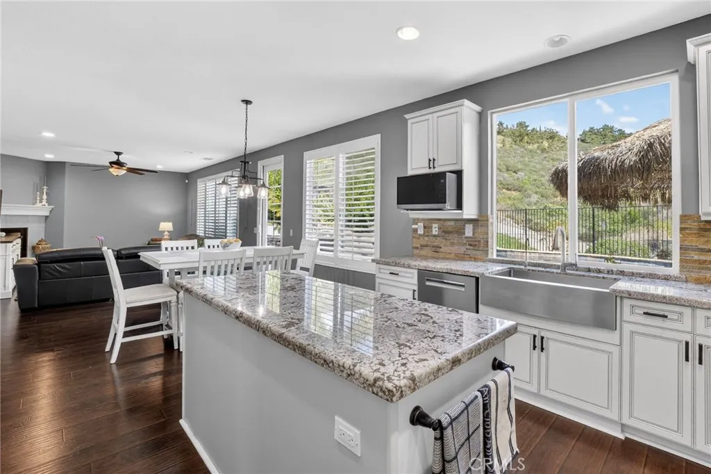 1540 Glencrest, San Marcos, California 92078 home-pic-11