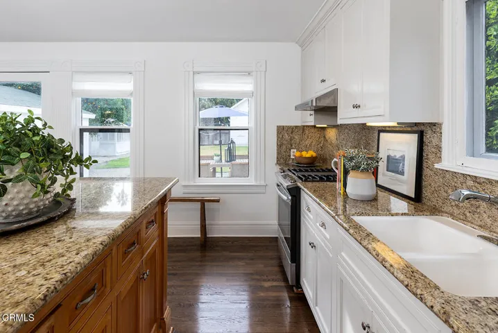 261 S Allen Ave 021-mls