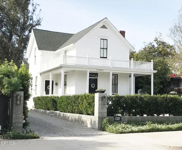 HOUSEFRONTSIDE2
