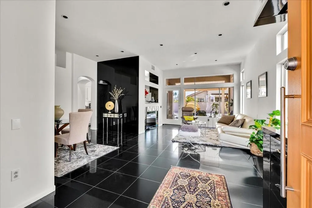 78883 Waterford Lane, Palm Desert, California 92211 home-pic-4
