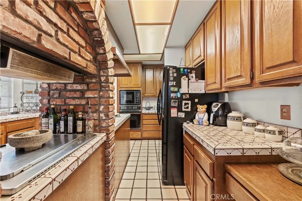 15669 Live Oak Springs Canyon, Canyon Country, California 91387 home-pic-74