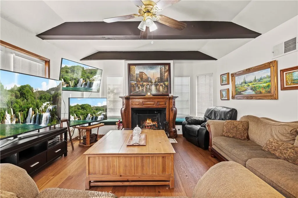 15669 Live Oak Springs Canyon, Canyon Country, California 91387 home-pic-72