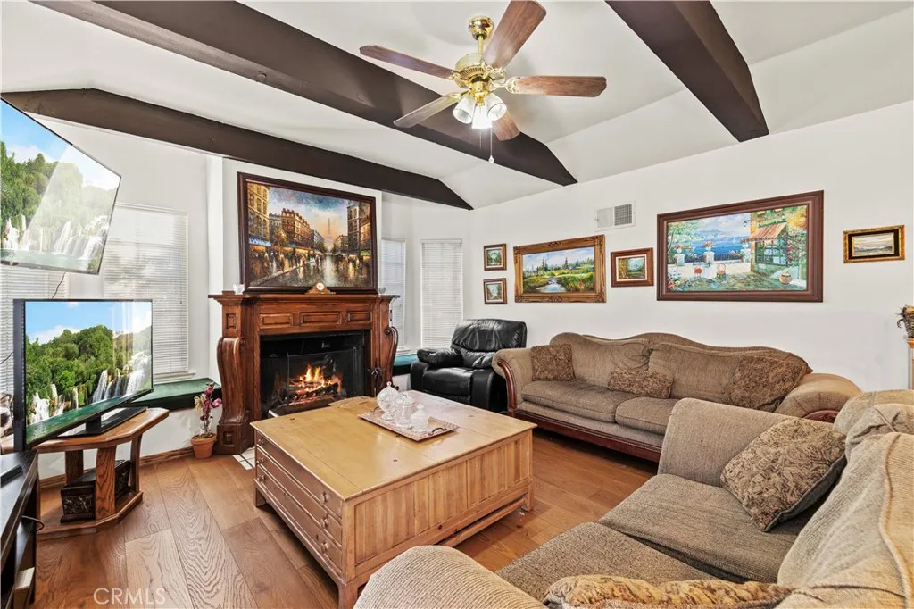 15669 Live Oak Springs Canyon, Canyon Country, California 91387 home-pic-24