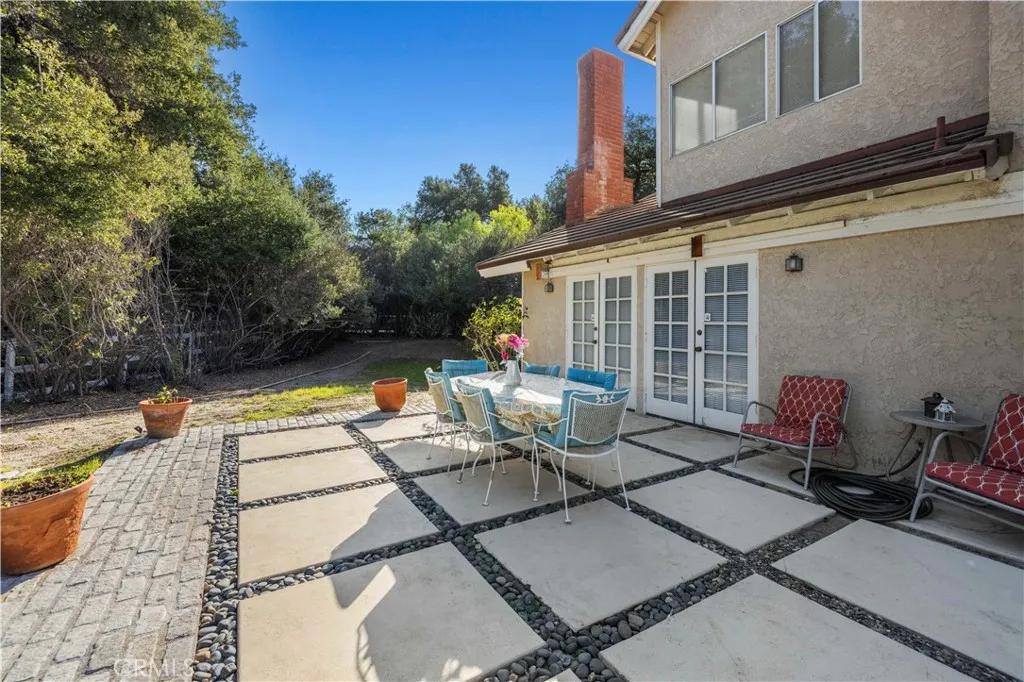 15669 Live Oak Springs Canyon, Canyon Country, California 91387 home-pic-14