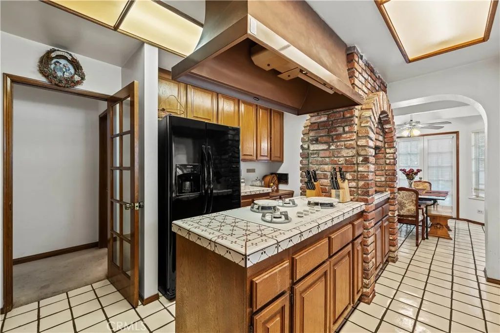 15669 Live Oak Springs Canyon, Canyon Country, California 91387 home-pic-5