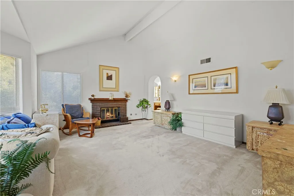 15669 Live Oak Springs Canyon, Canyon Country, California 91387 home-pic-39