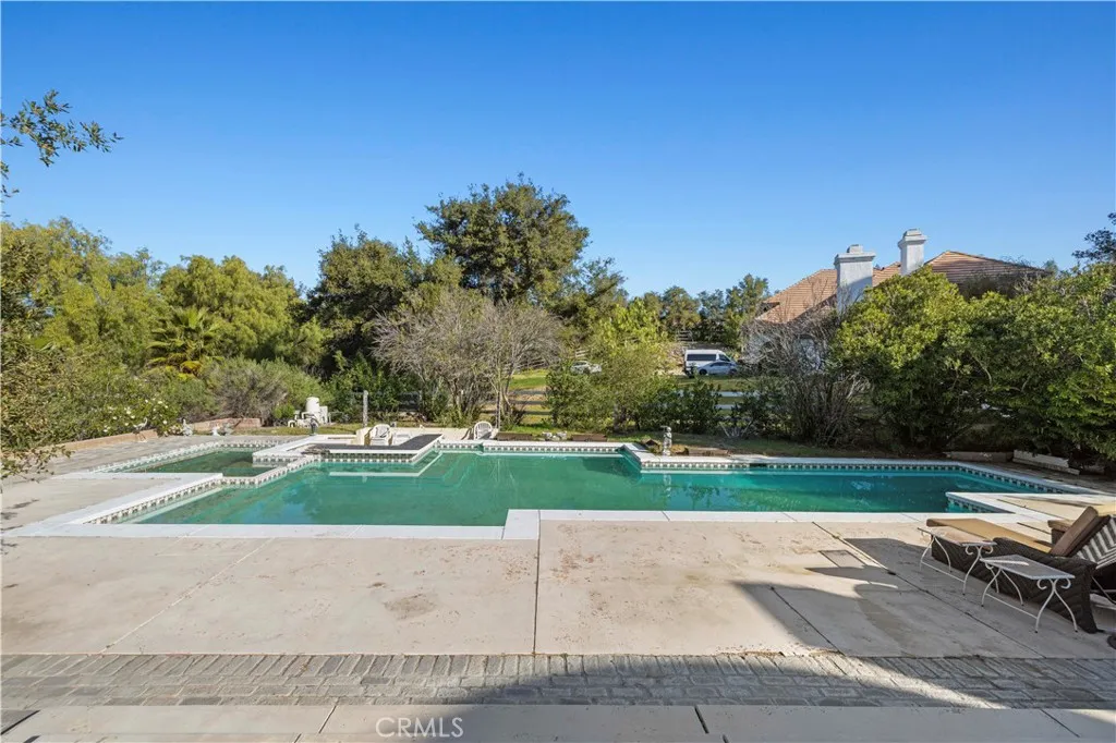 15669 Live Oak Springs Canyon, Canyon Country, California 91387 home-pic-11