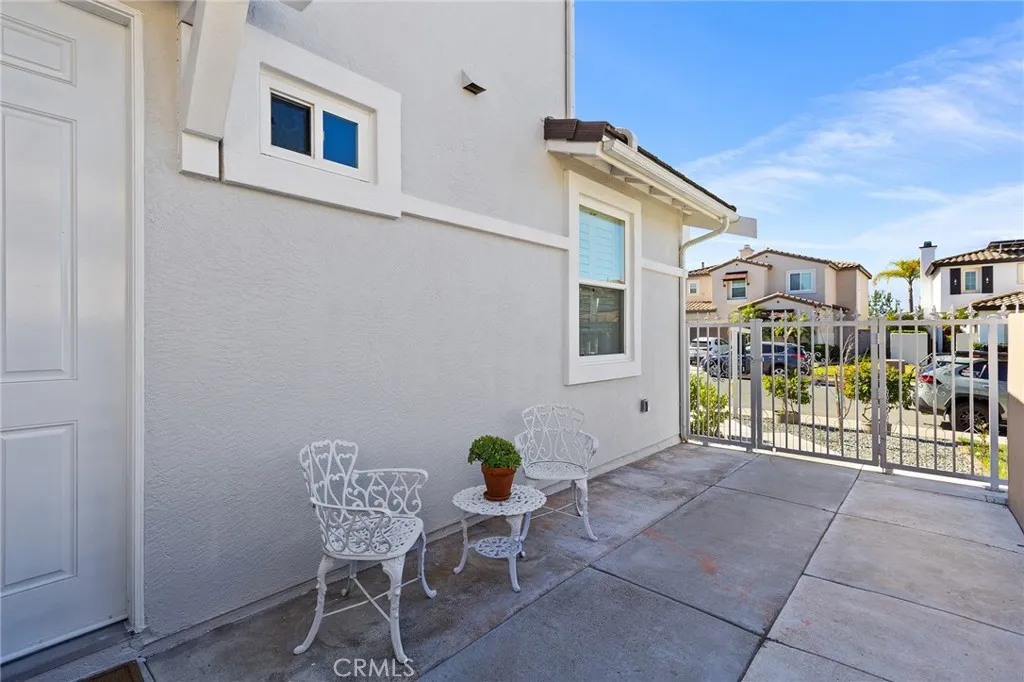 1427 Marble Canyon Way, Chula Vista, California 91915 home-pic-6