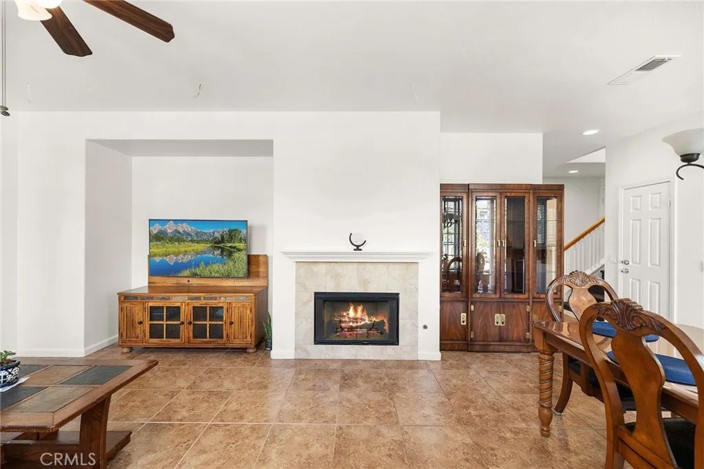 1427 Marble Canyon Way, Chula Vista, California 91915 home-pic-18