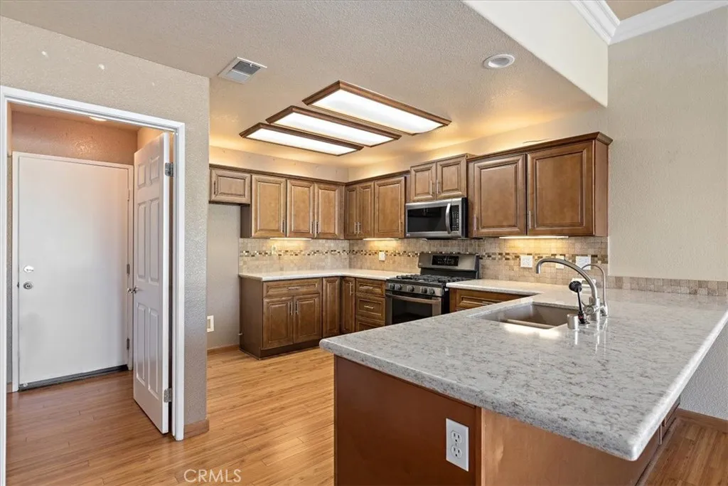 4944 Oakhurst, Banning, California 92220 home-pic-24