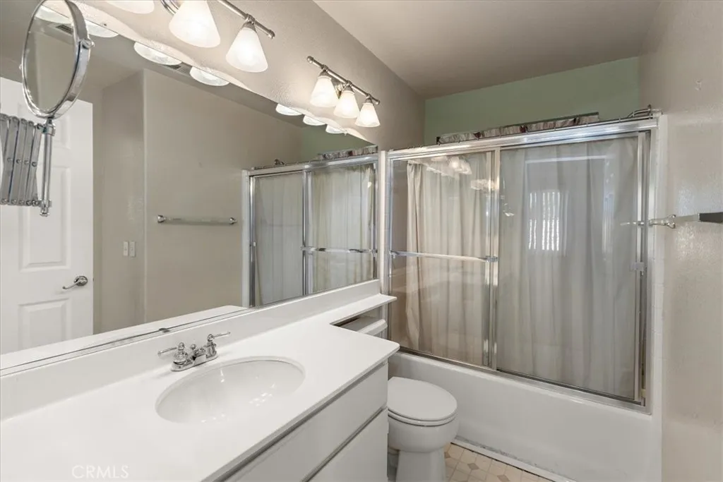 4944 Oakhurst, Banning, California 92220 home-pic-31