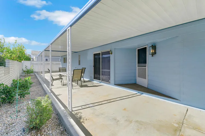 04 FRONT PORCH MLS