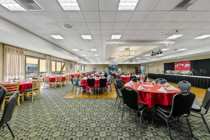 35 COMMUNITY HALL MLS