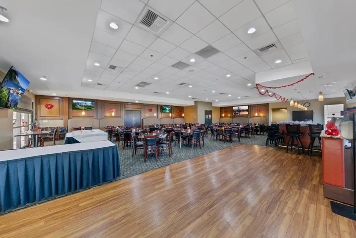 32 COMMUNITY HALL MLS