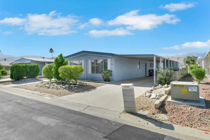 02 CARPORT MLS