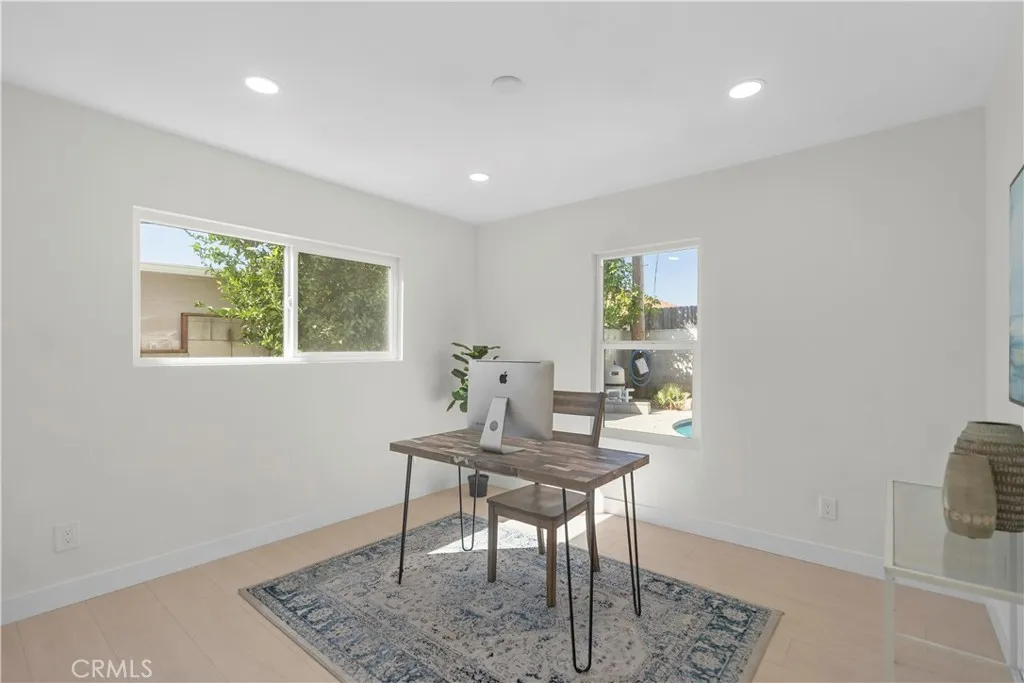 14519 Dyer, Sylmar, California 91342 home-pic-18
