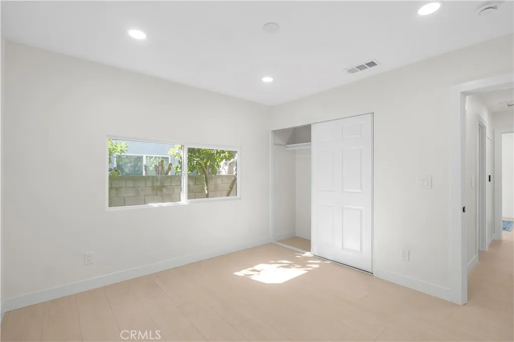 14519 Dyer, Sylmar, California 91342 home-pic-21