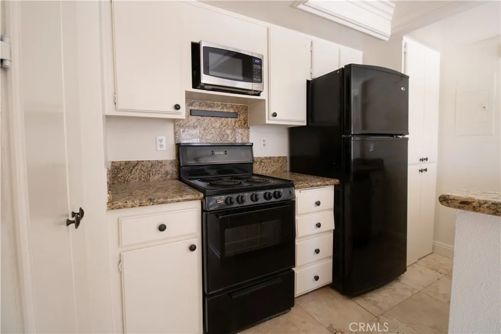 26125 La Real D, Mission Viejo, California 92691 home-pic-17