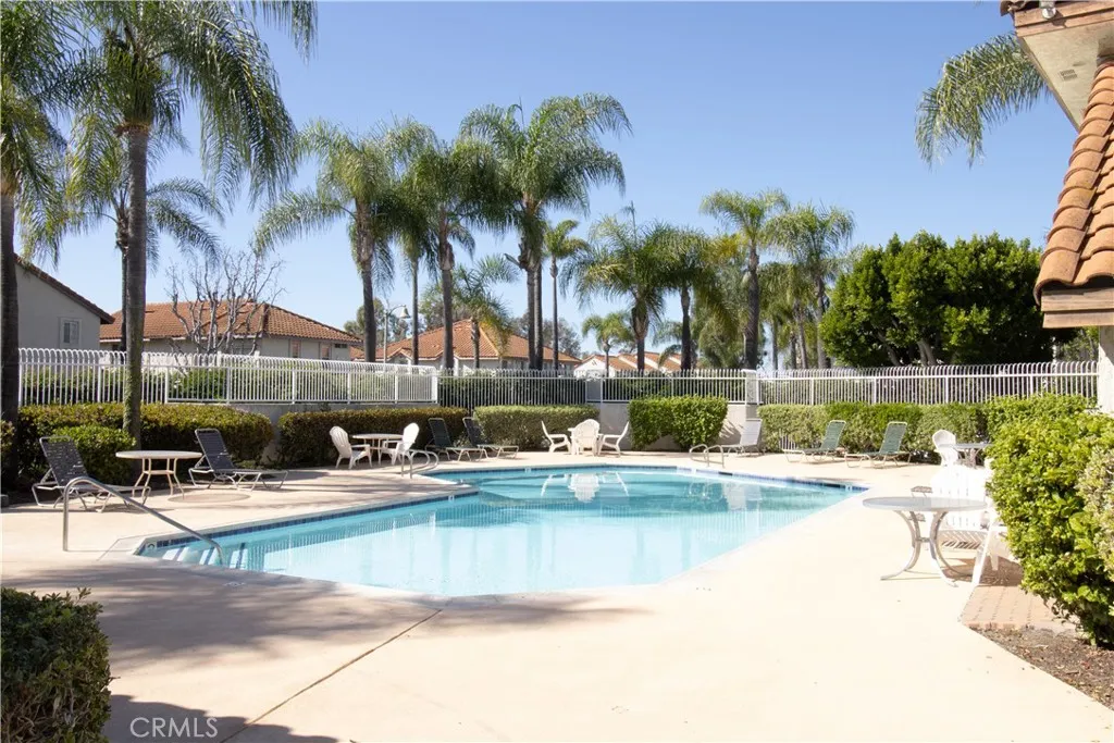 26125 La Real D, Mission Viejo, California 92691 home-pic-4