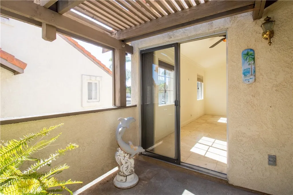 26125 La Real D, Mission Viejo, California 92691 home-pic-15
