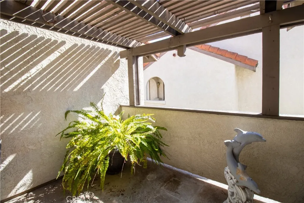 26125 La Real D, Mission Viejo, California 92691 home-pic-14