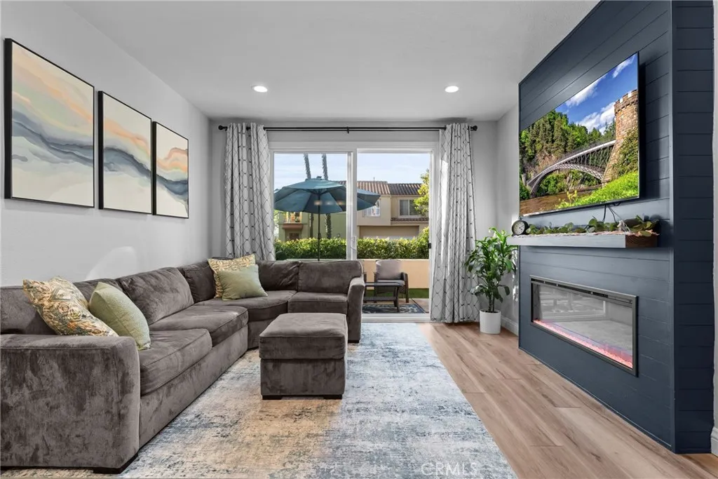 64 Fleurance Street, Laguna Niguel, California 92677 home-pic-5