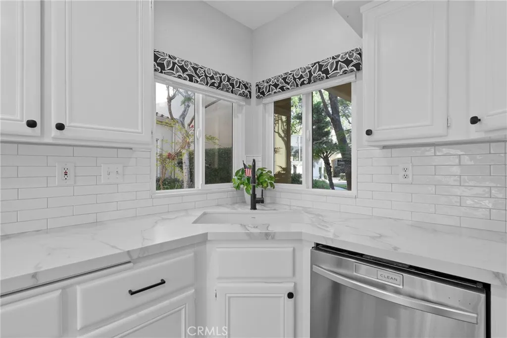 64 Fleurance Street, Laguna Niguel, California 92677 home-pic-8