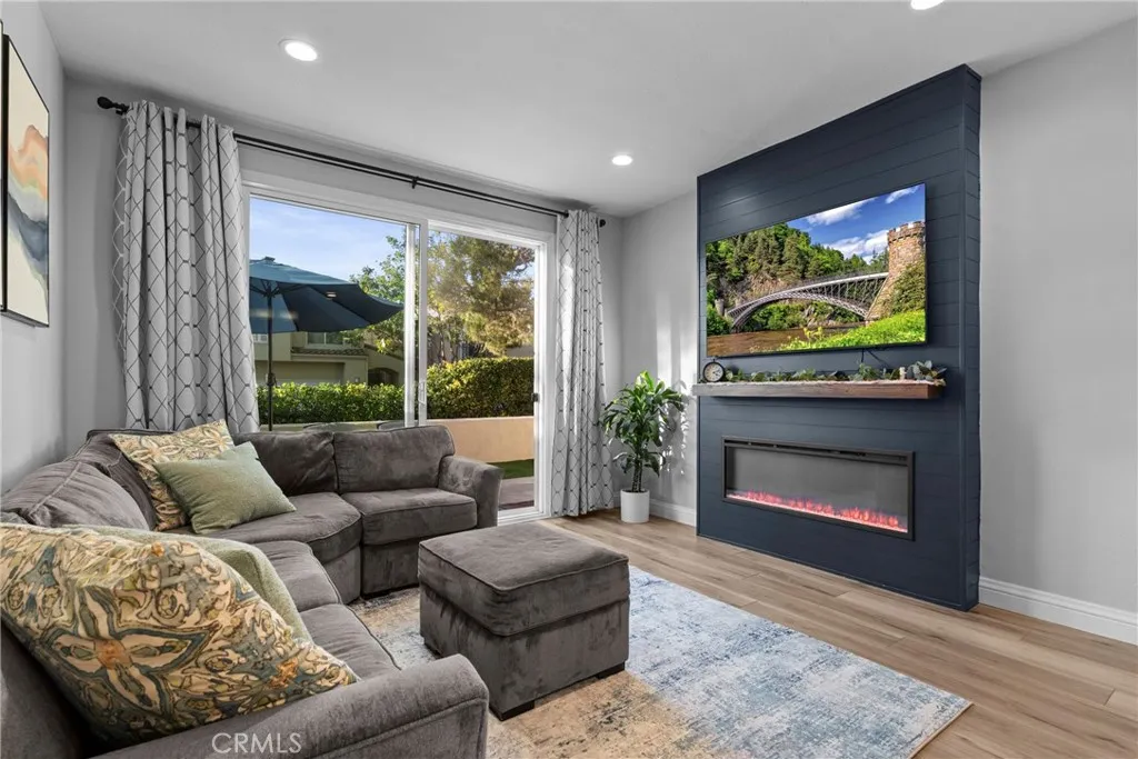 64 Fleurance Street, Laguna Niguel, California 92677 home-pic-10