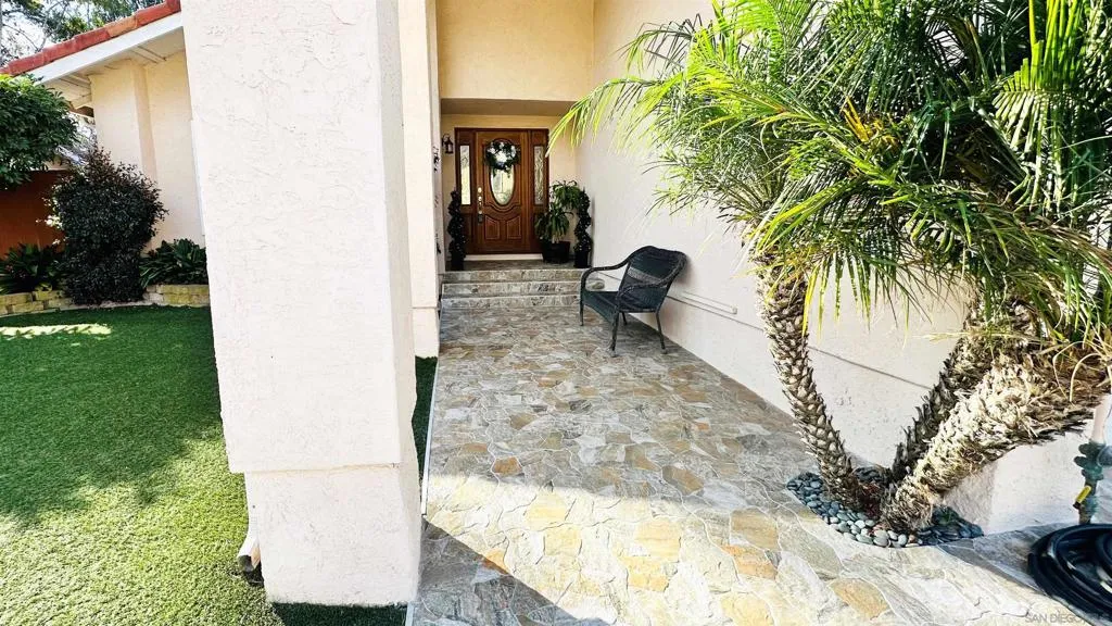 690 False Point Ct, Chula Vista, California 91911 home-pic-1