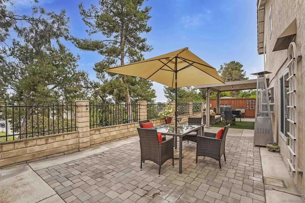 690 False Point Ct, Chula Vista, California 91911 home-pic-30