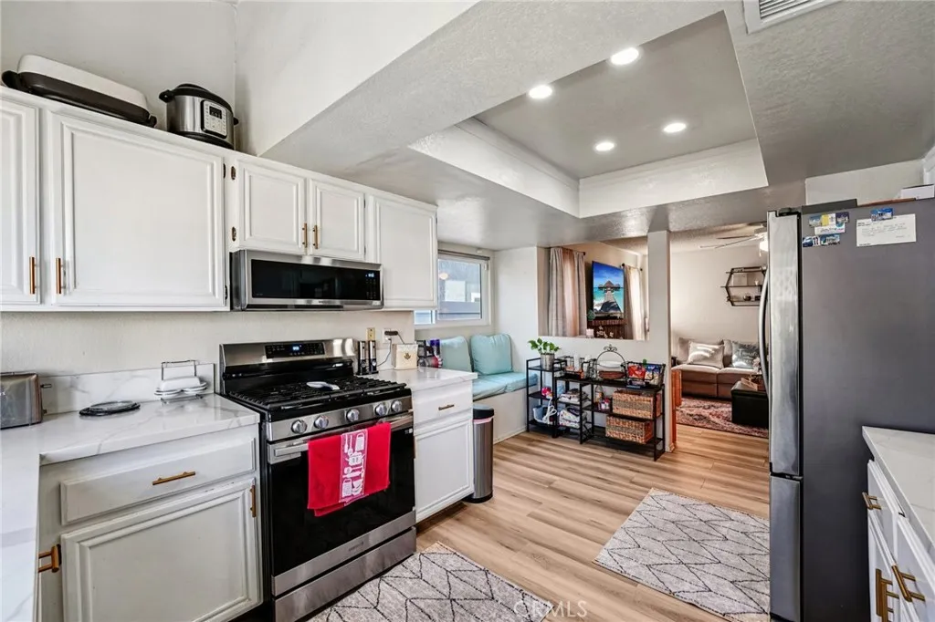 13210 Mohican, Moreno Valley, California 92555 home-pic-11