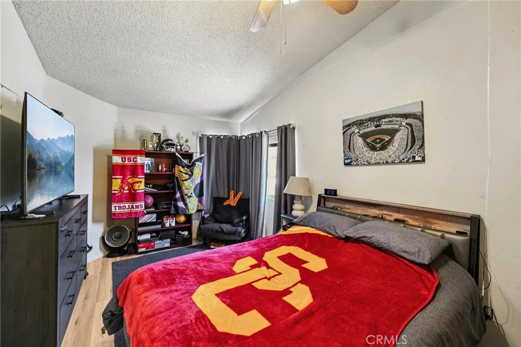 13210 Mohican, Moreno Valley, California 92555 home-pic-22