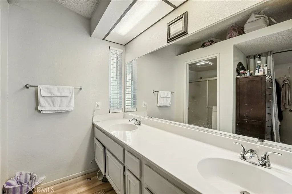 13210 Mohican, Moreno Valley, California 92555 home-pic-16