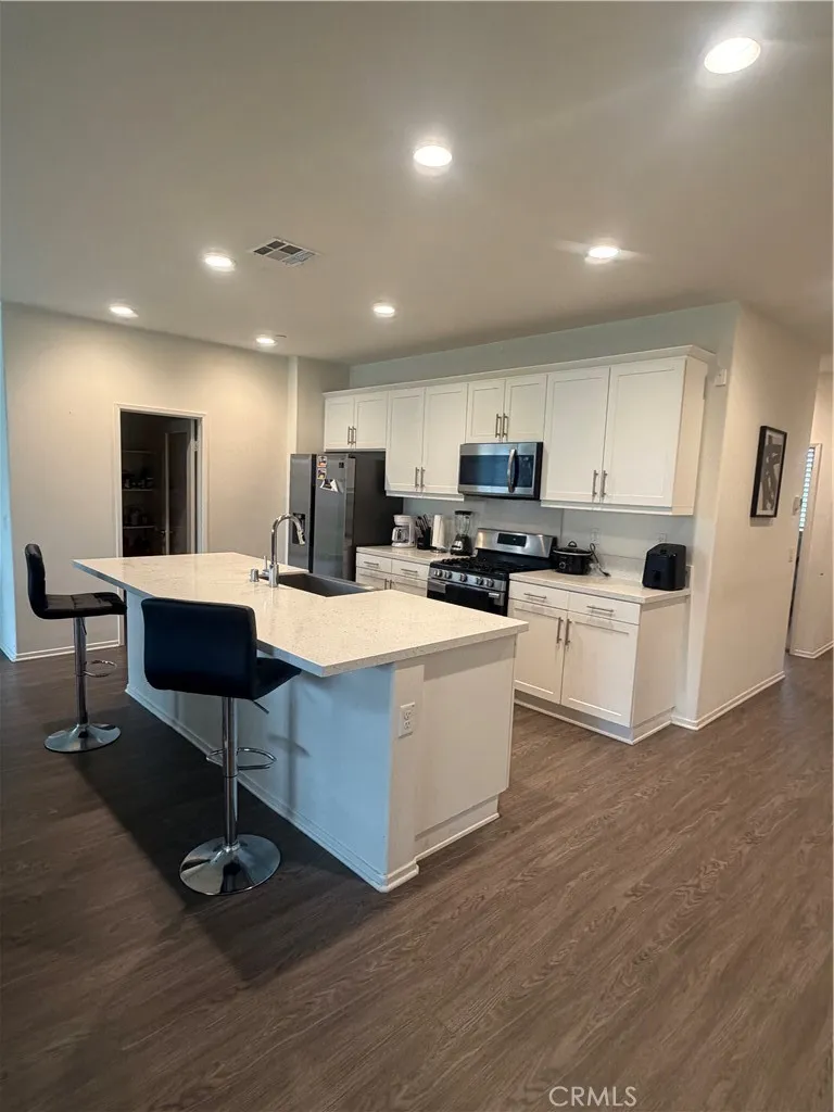 45731 Chama, Lancaster, California 93535 home-pic-9